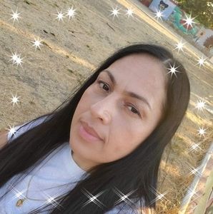 Meet your Posher, Ana